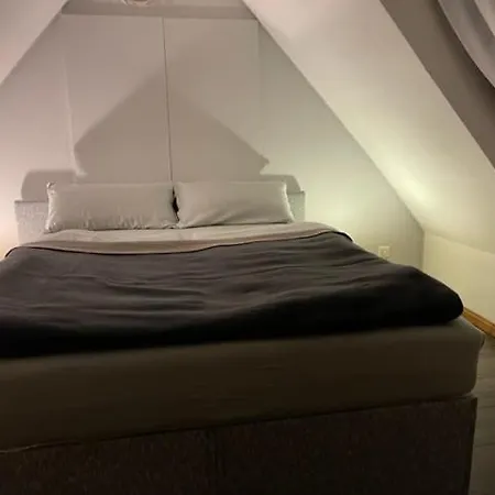 Test アパート シュラートミンク